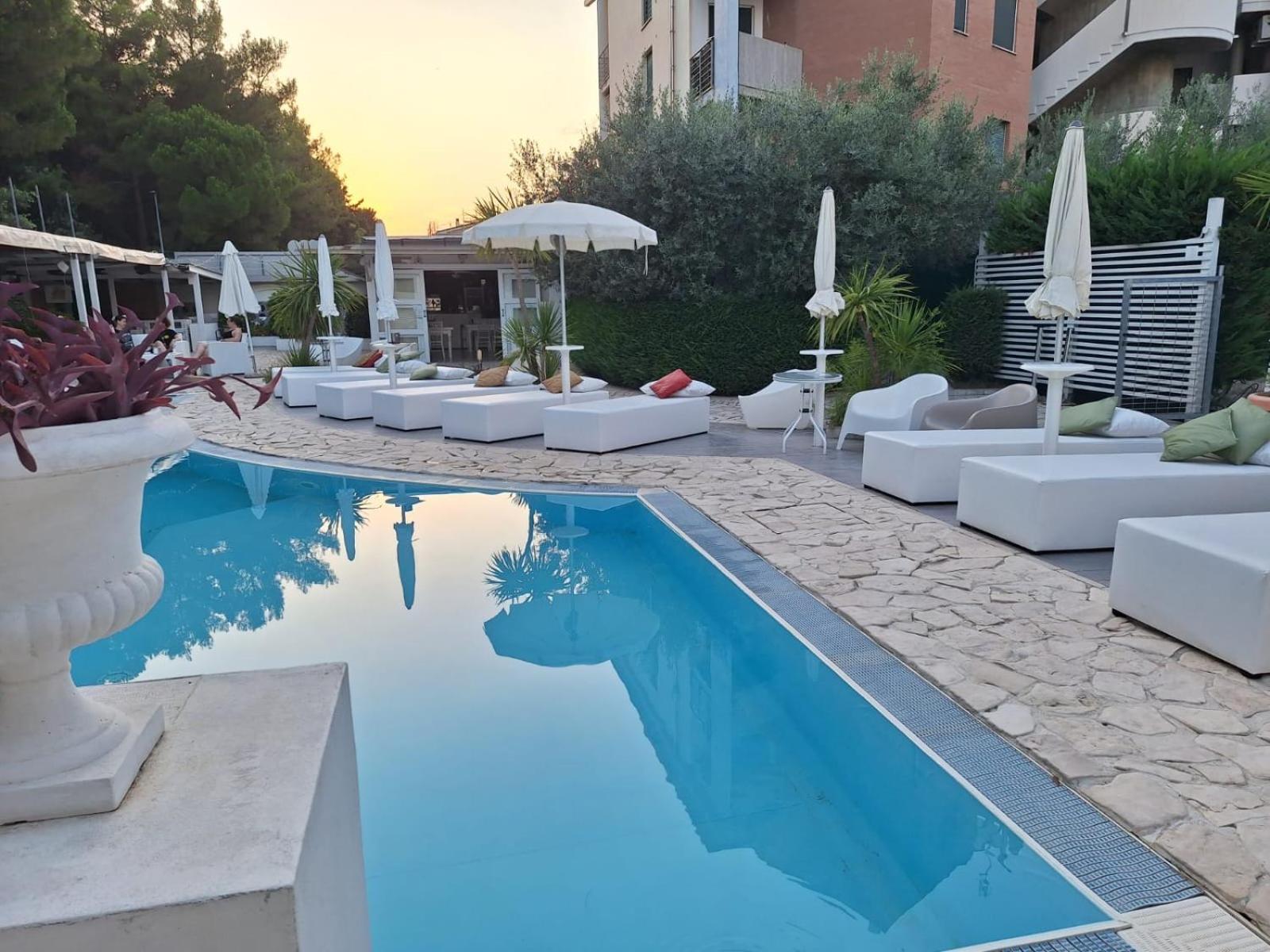 B&B Biancopineta - San Salvo Marina Exterior photo